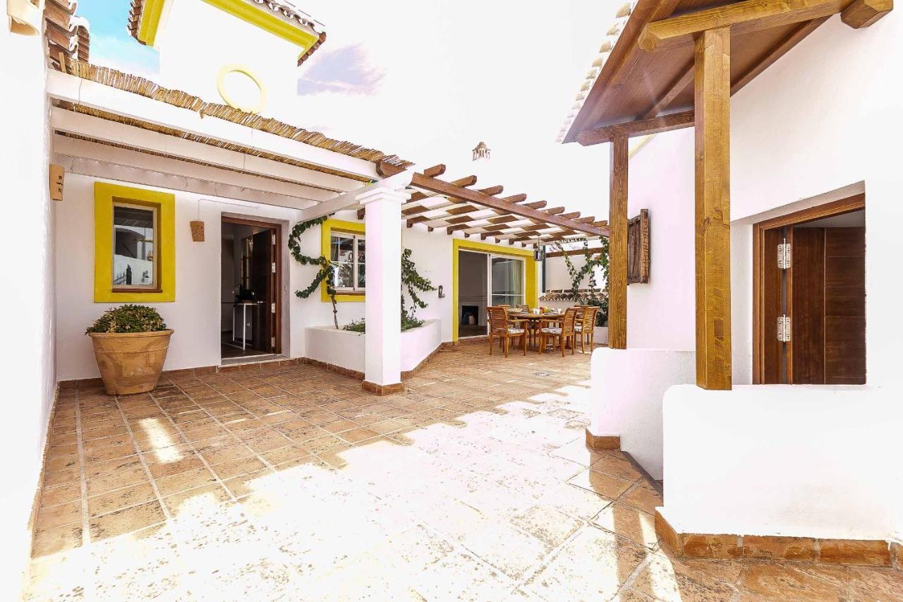 Sur Suites Miraflores Sitio de Calahonda Ngoại thất bức ảnh
